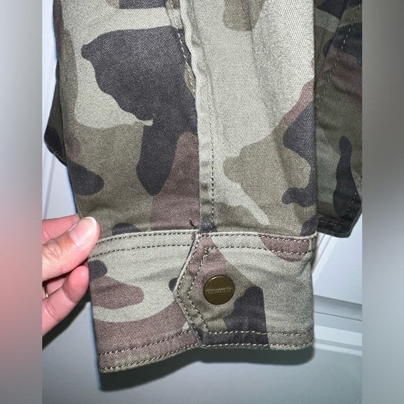 SANCTUARY Camouflage SNAP FRONT JACKET - Picture 7 of 9